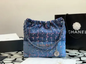 CC769 CHANEL 22 Handbag / HIGHEST QUALITY VERSION