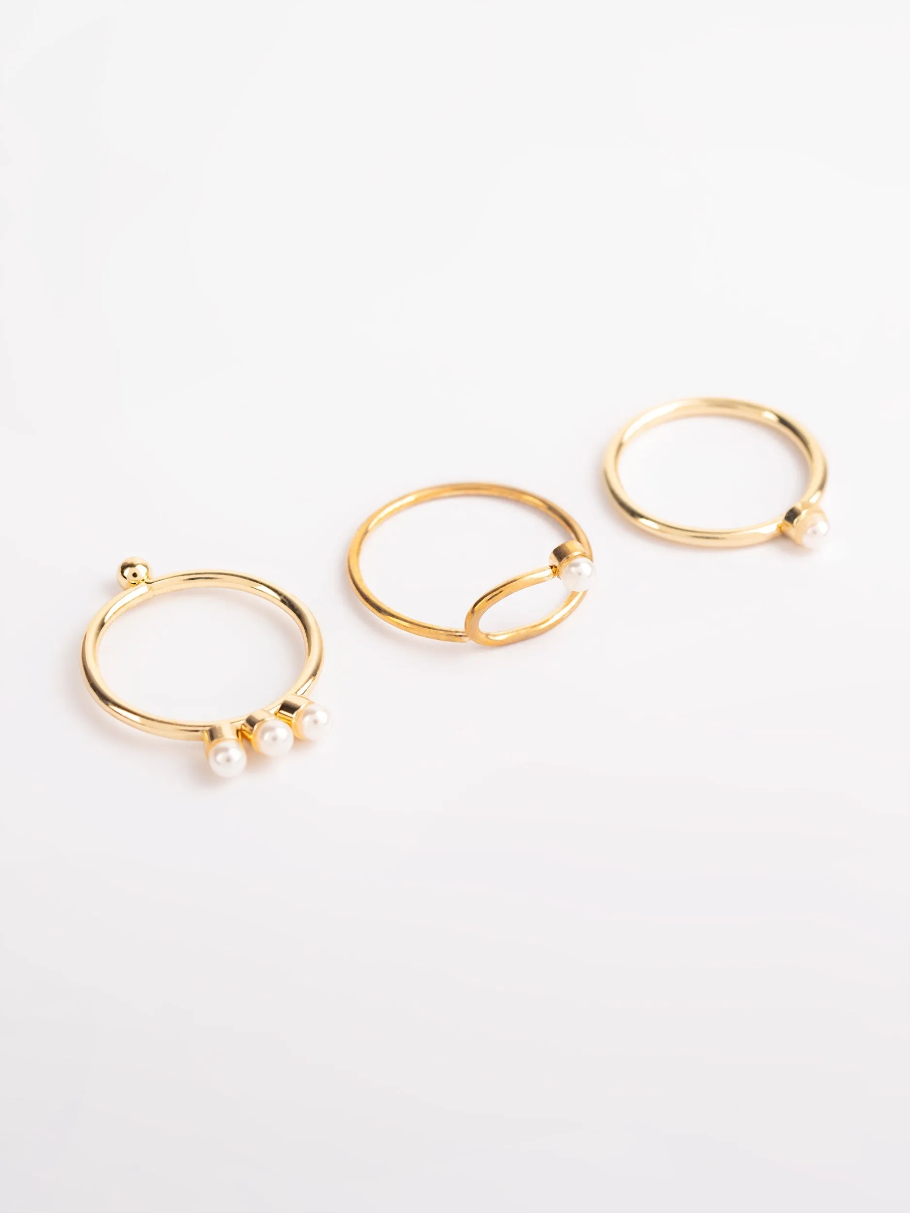 Elegant Rings