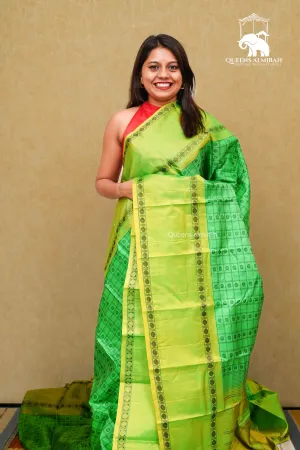 GRASS GREEN WITH OLIVE GREEN PURE KANCHIVARAM SILK SAREE