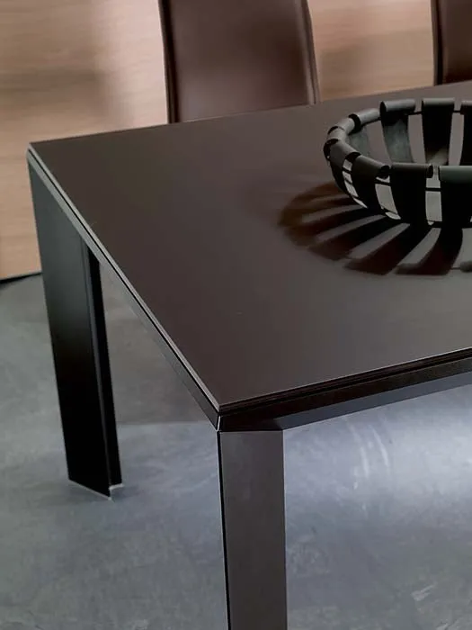 Metro Expandable Table