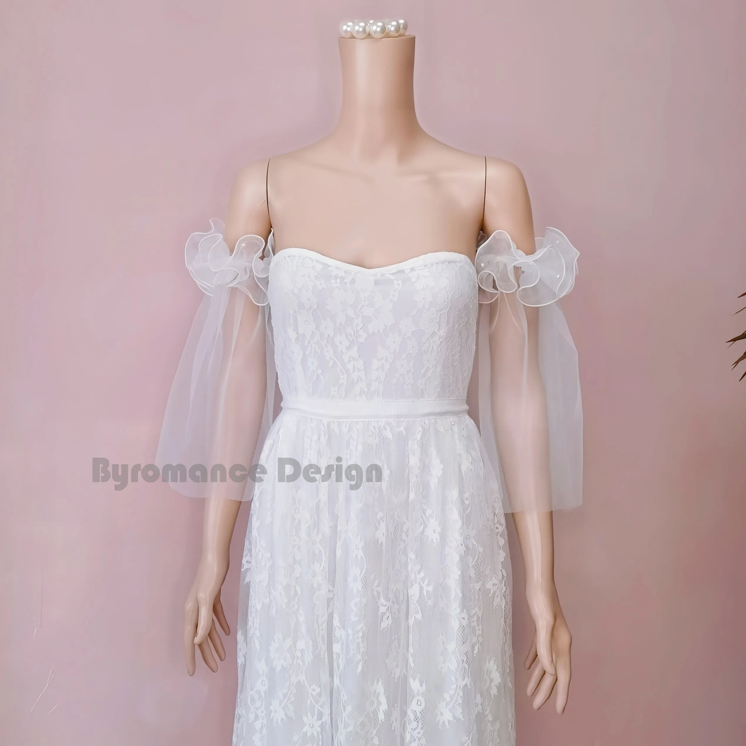 pure tulle and glitter tulle match wedding sleeve with lace edge