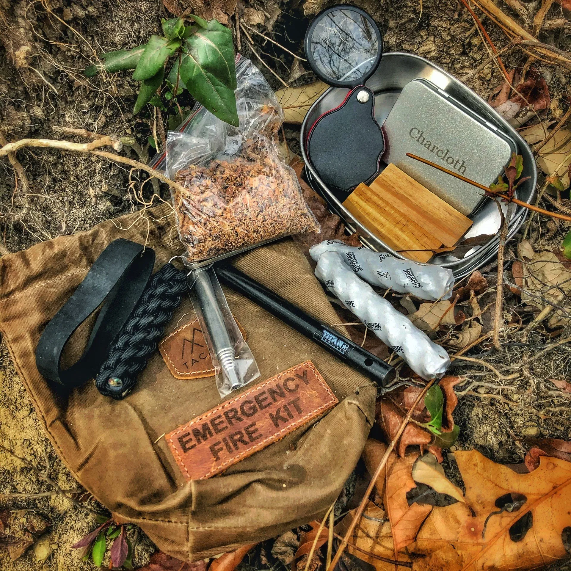 TACAMO 15-Piece Emergency Fire Kit